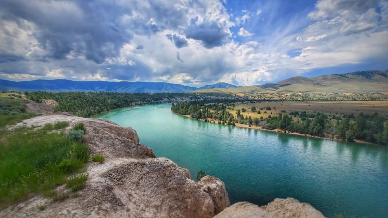 Flathead river and valley